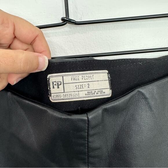 Free People Lana Vegan Leather Leggings Black Side Zipper Zip Ankle 2 - Picture 9 of 11